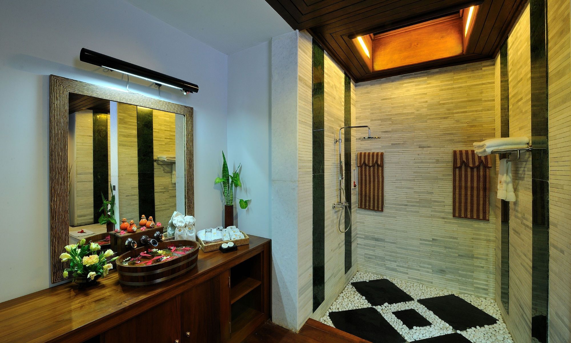 Aureum Palace Hotel&Resort Inle Nyaung Shwe Extérieur photo